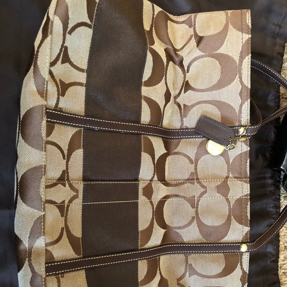 Coach Purse - Picture 2 of 6